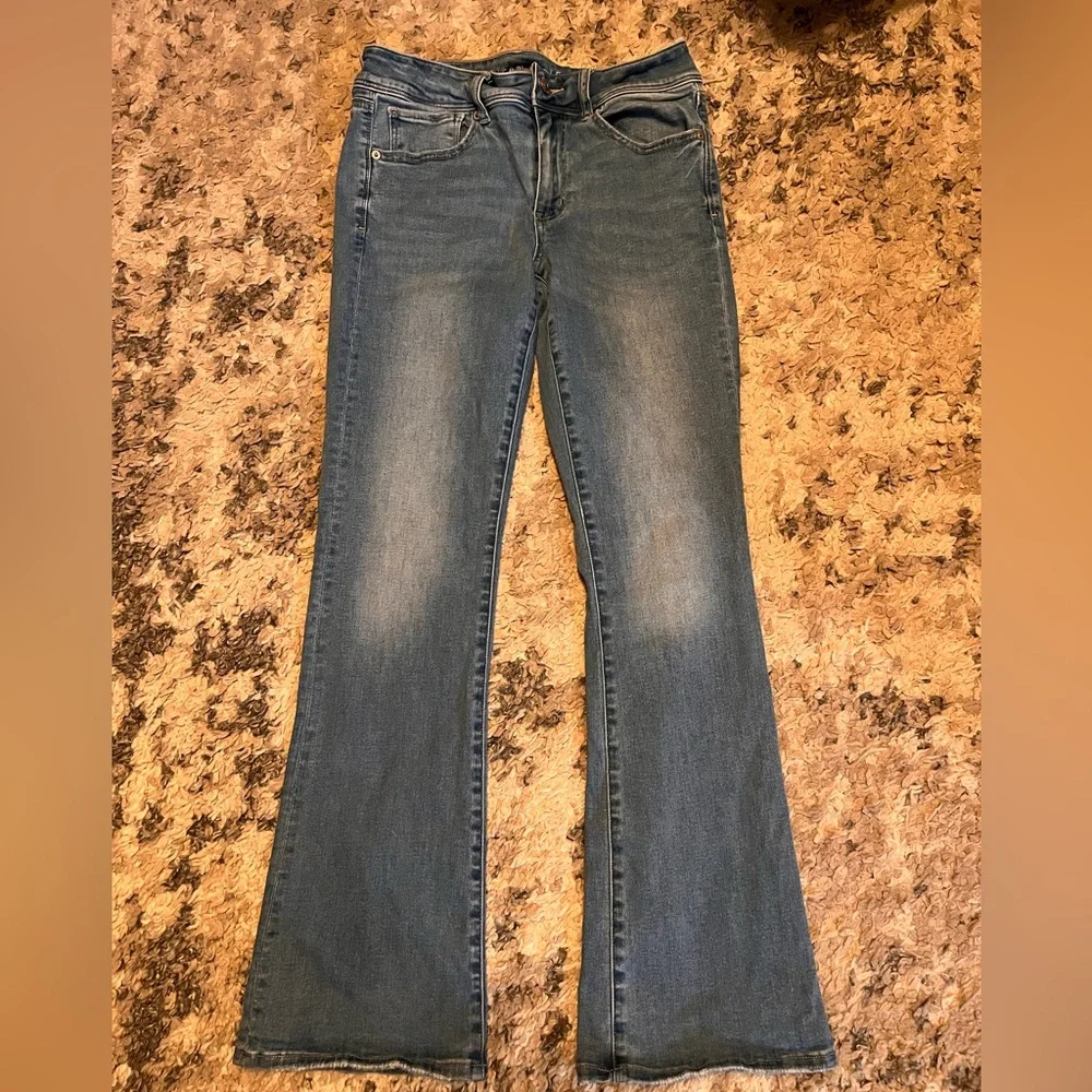 American Eagle Outfitters Blue Flare Jeans - Picture 2 of 4
